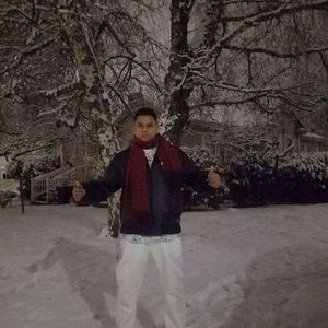 Meet your Posher, Erick